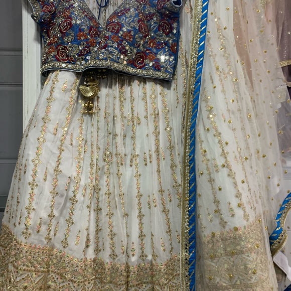 Re and new heavy lengha with hand work blouse size 40-42 - Picture 7 of 8